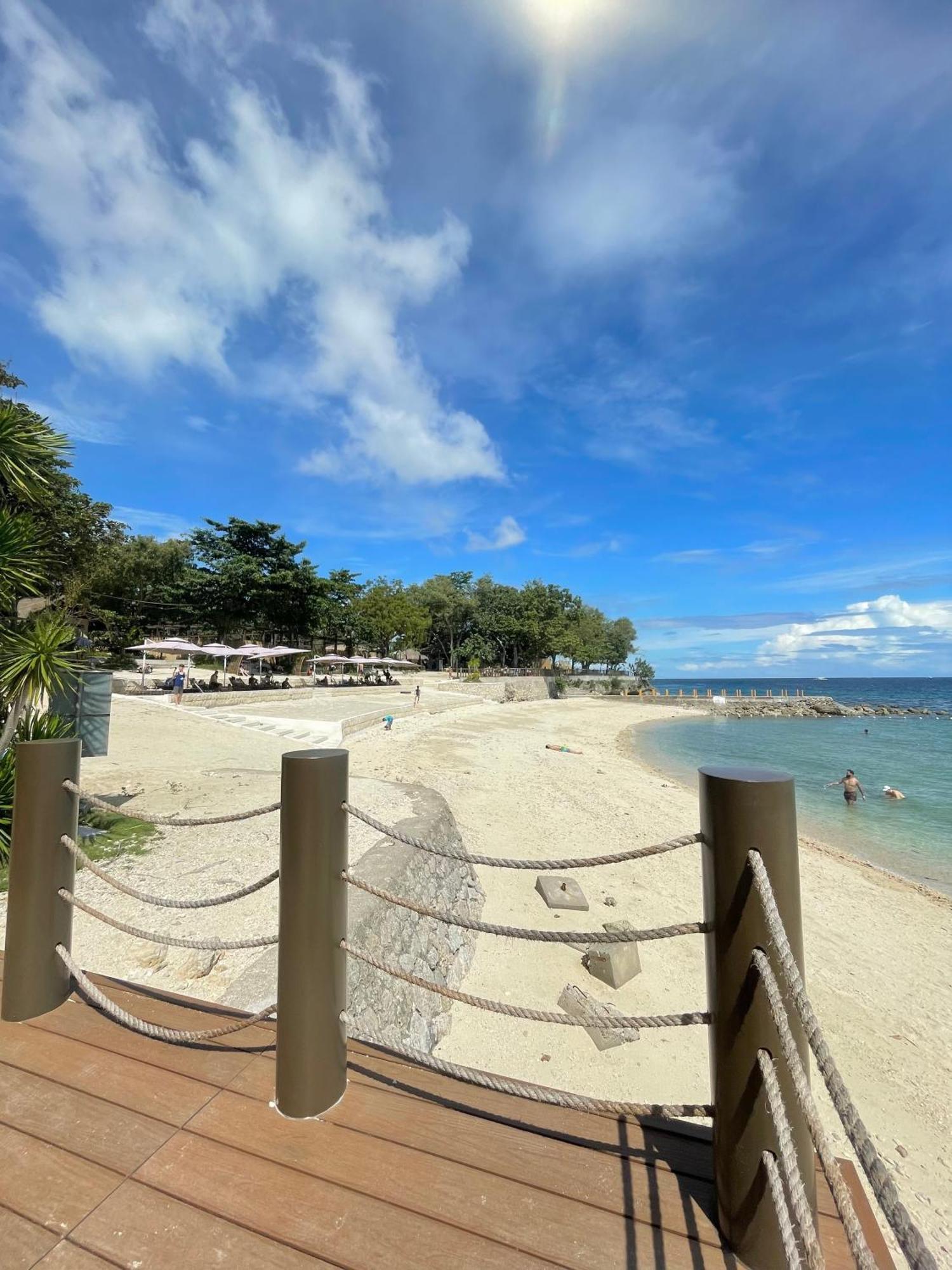 The Beach Suite At The Mactan Newtown Lapu-Lapu City Buitenkant foto